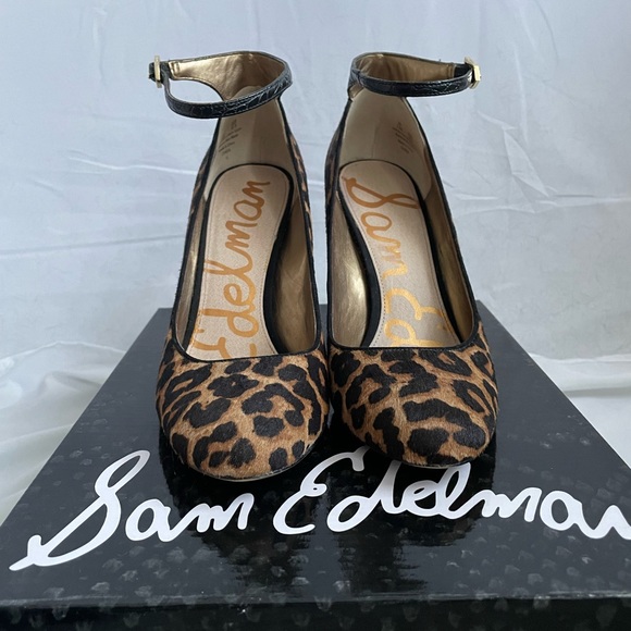 EUC Sam Edelman Ciara Leo fur heels - Picture 2 of 5